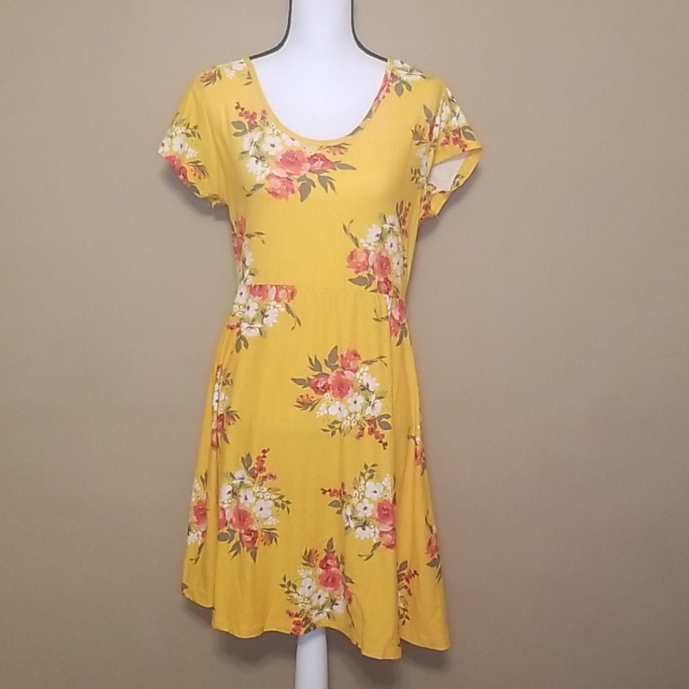 Bobbie Brooks yellow floral dress size M
